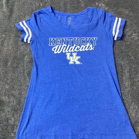 National Collegian Tops - Woman’s Blue Kentucky Wildcats Short Sleeve T-Shirt size small
